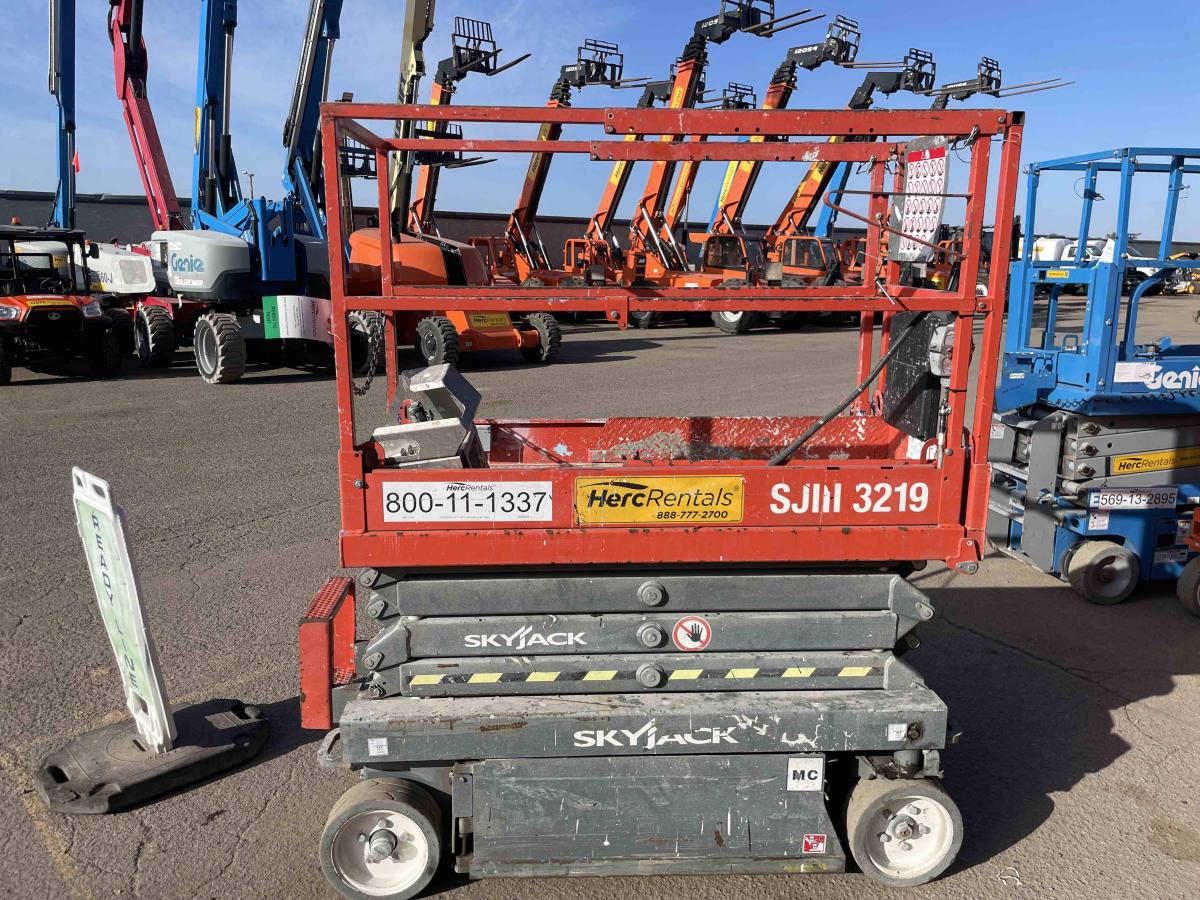 2016 Skyjack SJ3219