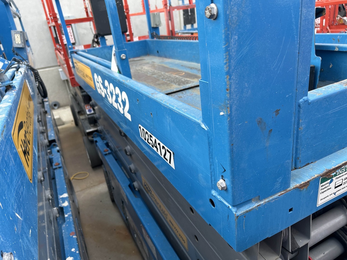 2018 Genie GS-3232-5