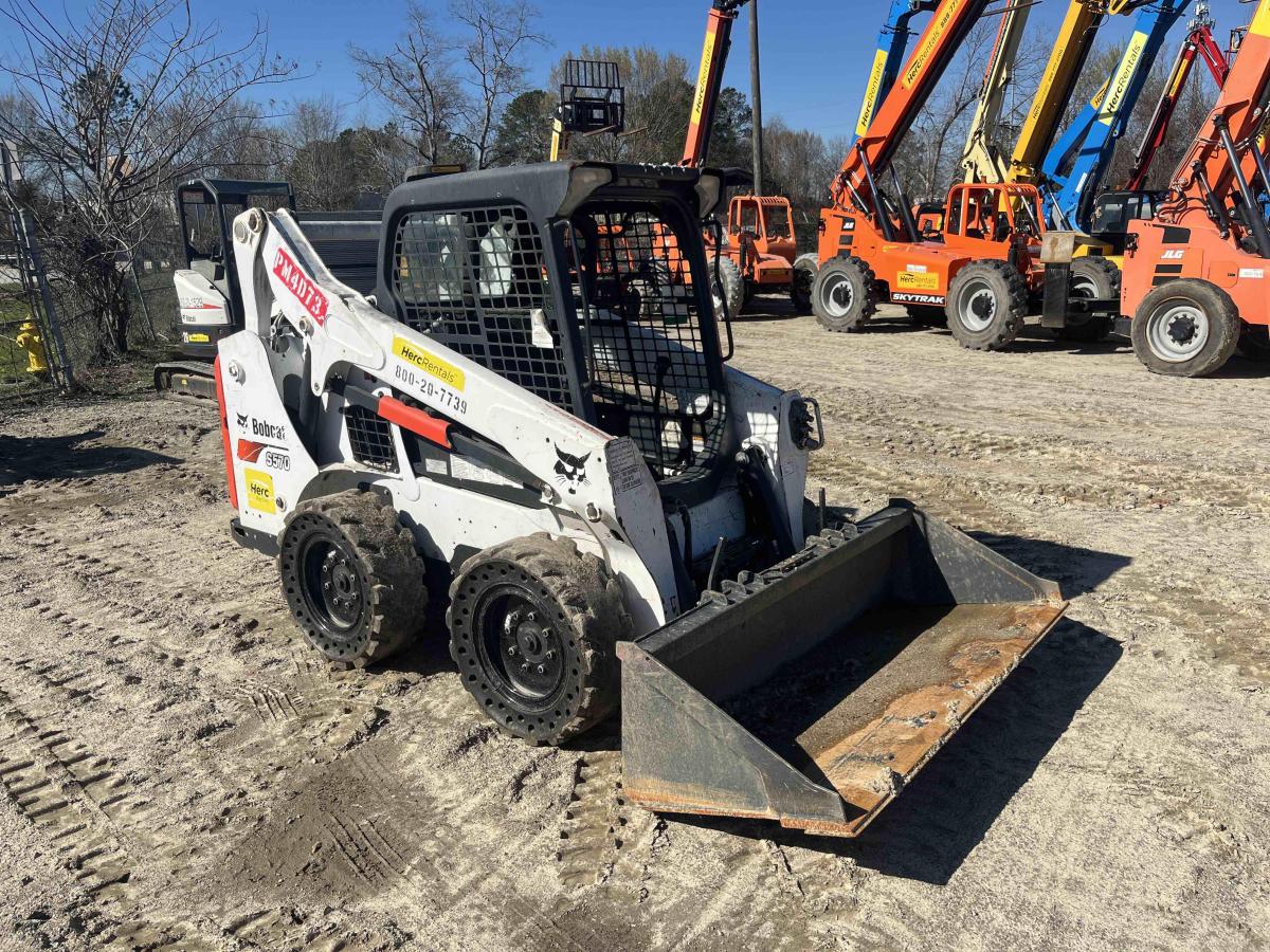 2018 Bobcat S570