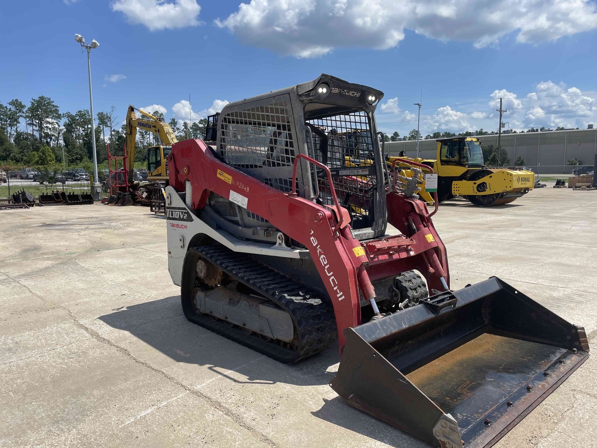 2020 Takeuchi TL10V2-5