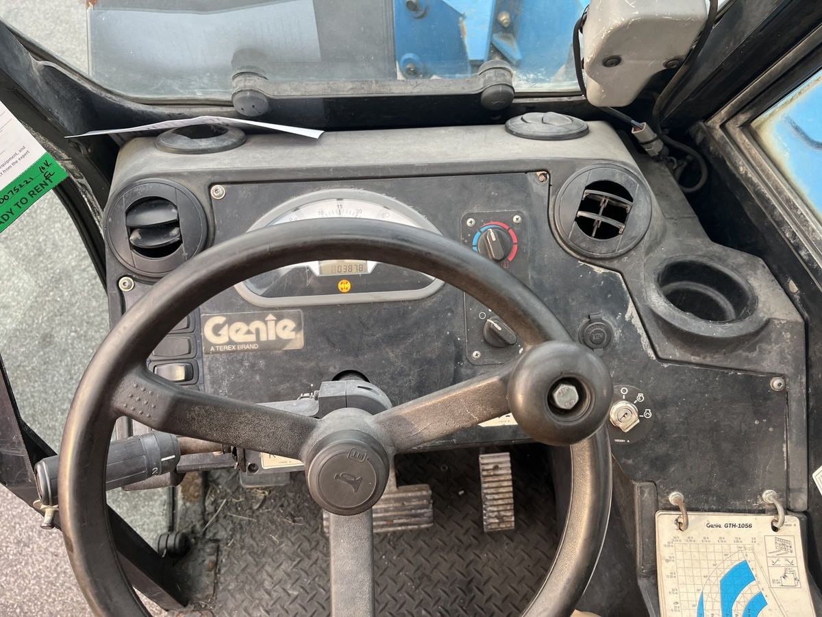 2015 Genie GTH-1056-19