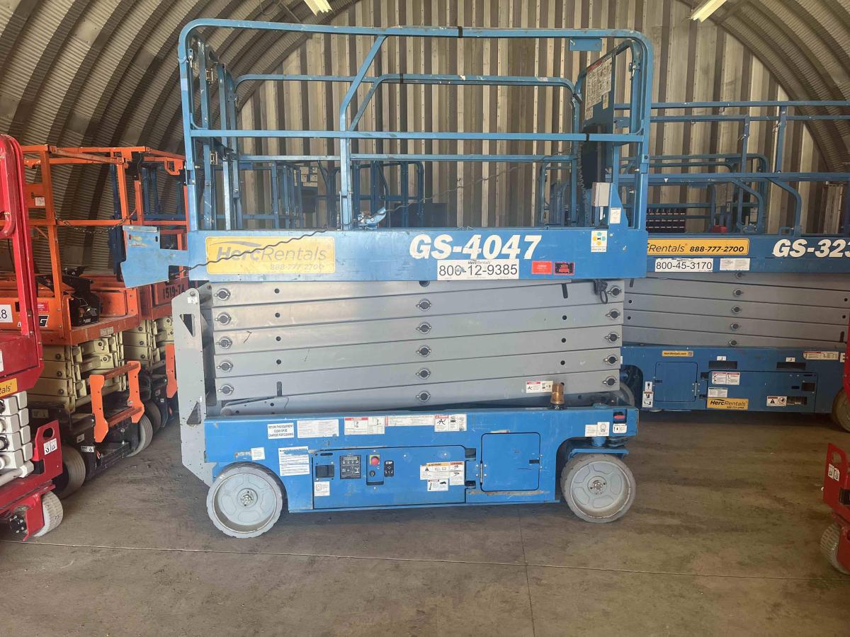 2016 Genie GS-4047