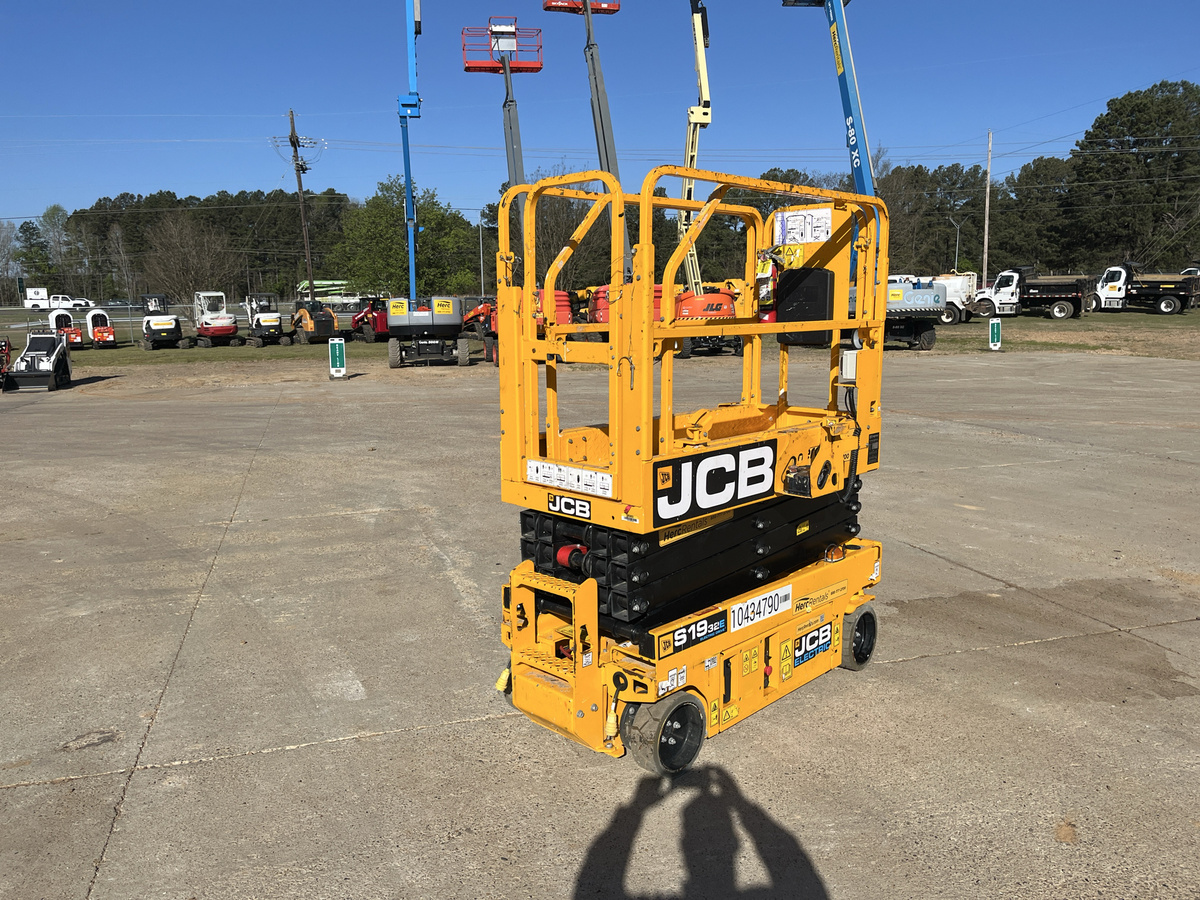 2024 JCB S1932E-4