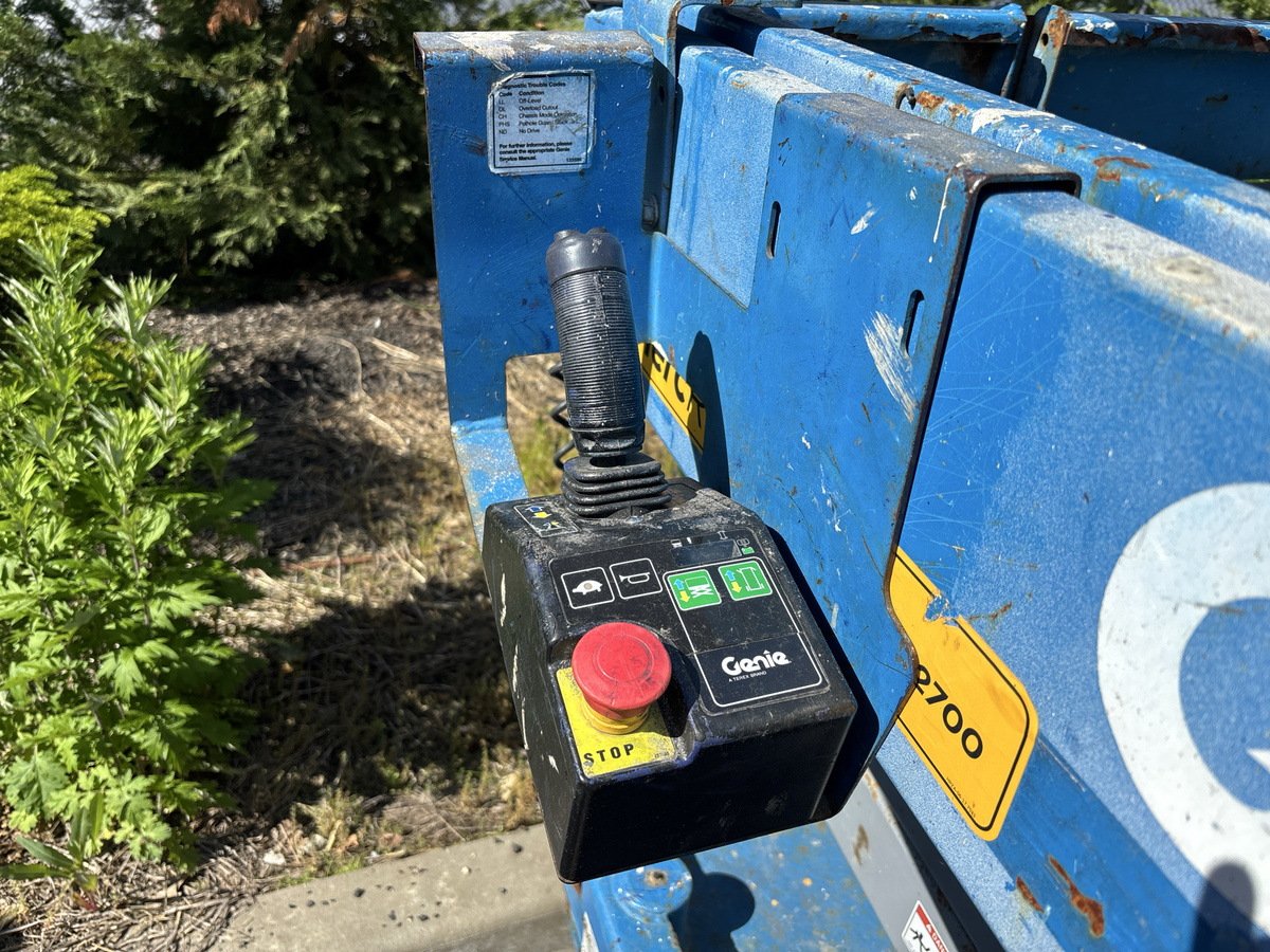 2019 Genie GS-3246-6