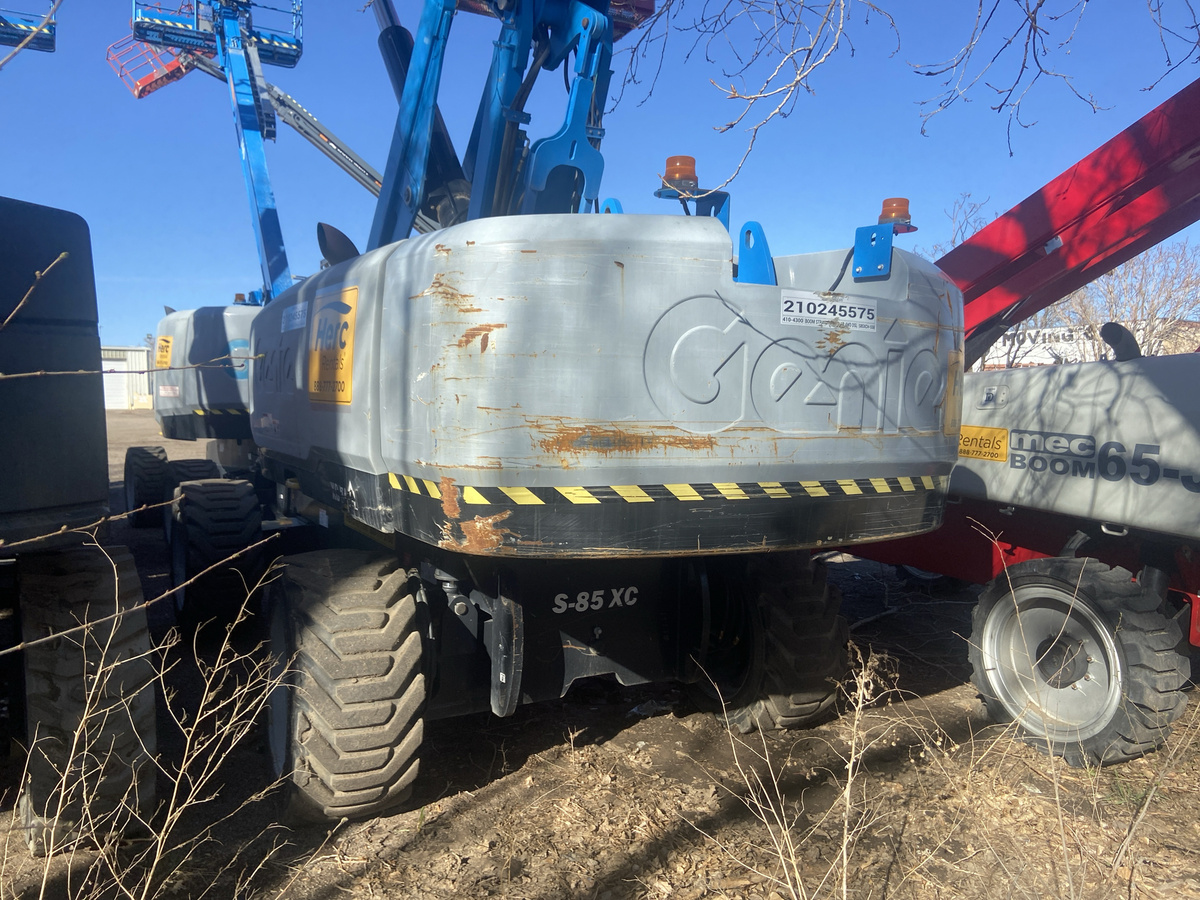 2018 Genie S-85-7