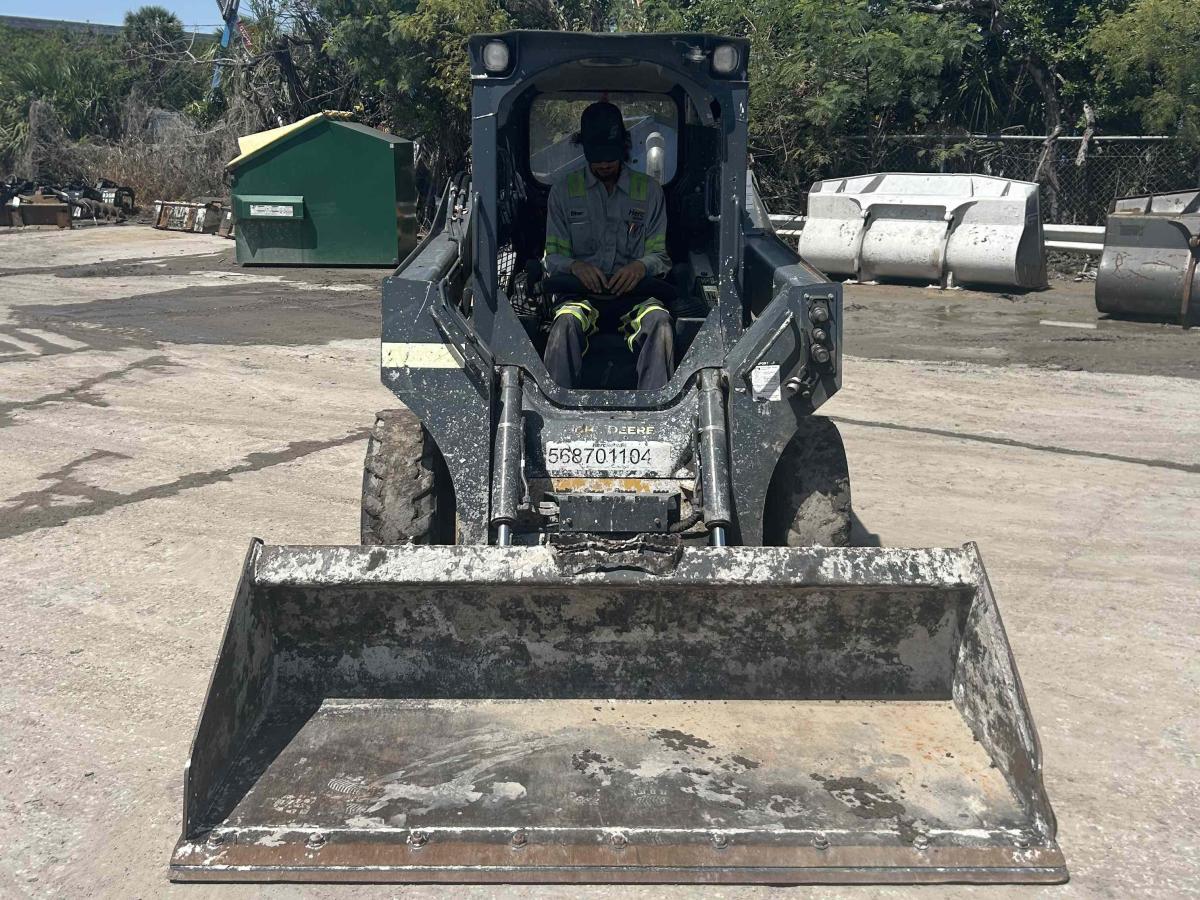 2019 John Deere 324G
