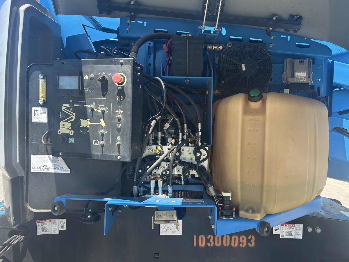 2020 Genie Z-62/40-8