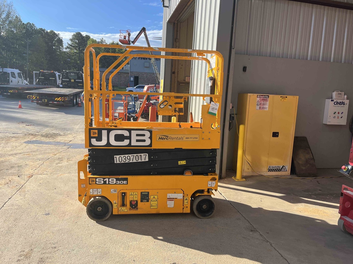 2022 JCB S1930E-1