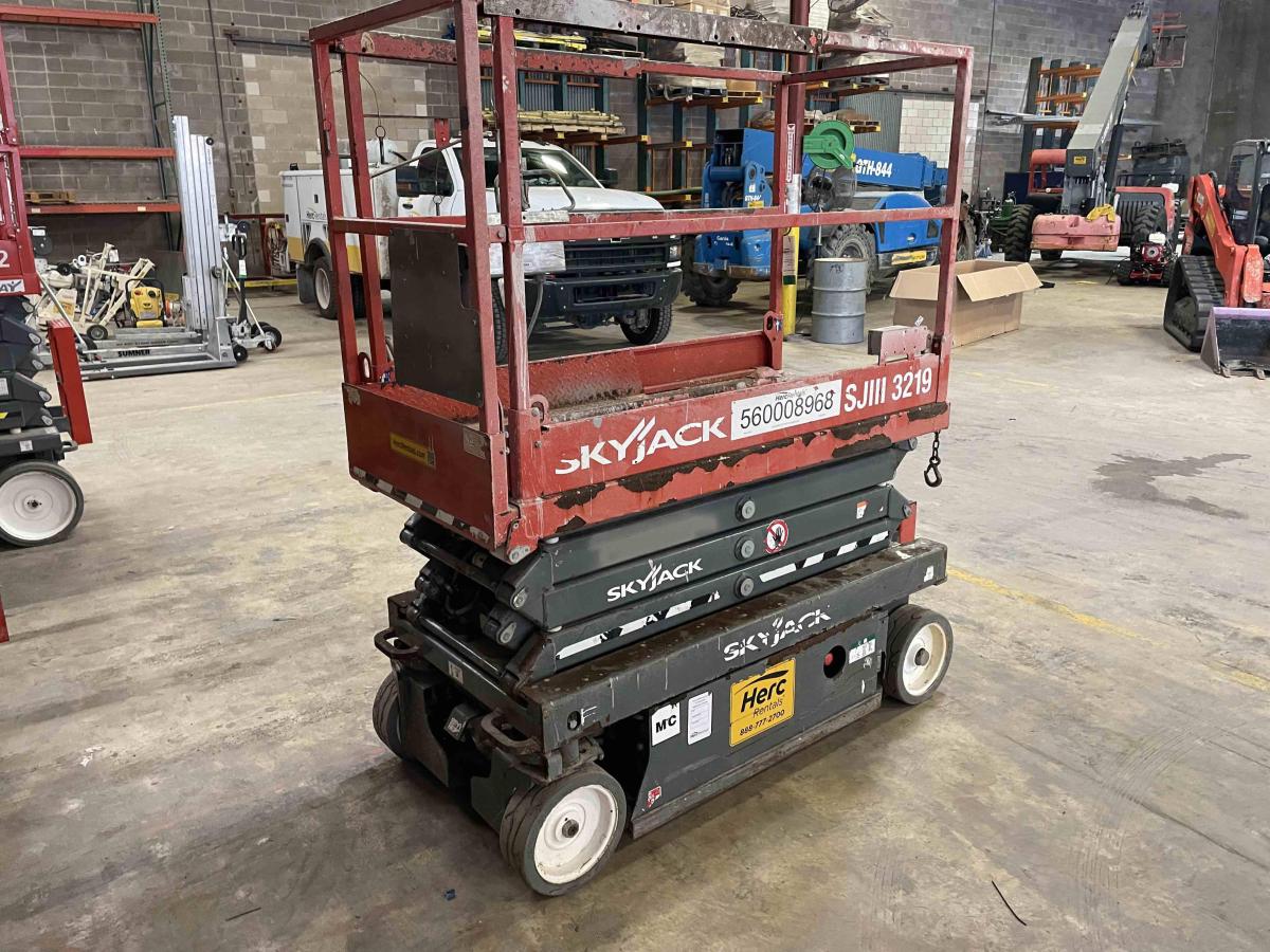 2017 Skyjack SJ3219