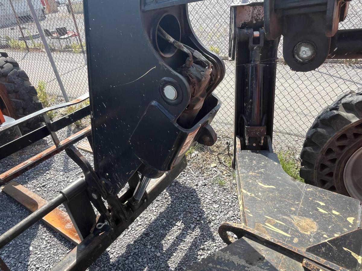 2019 SkyTrak 10042-14