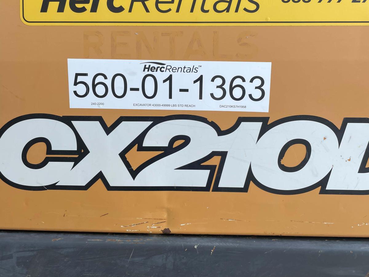 2020 Case CX210D