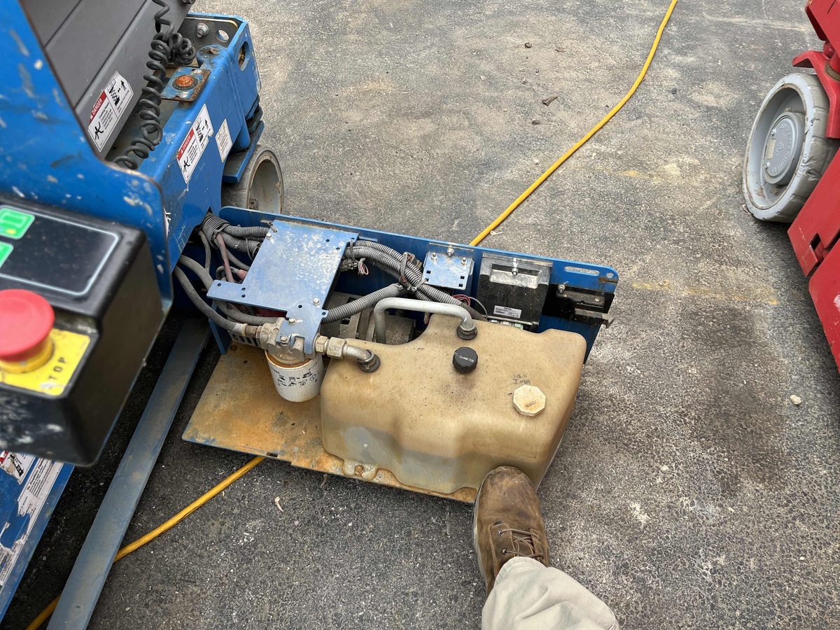 2018 Genie GS-1930-10