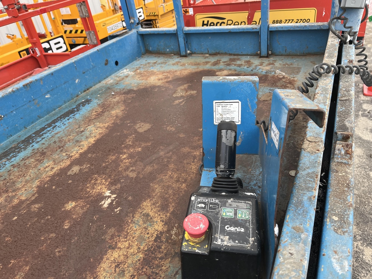 2017 Genie GS-4047-7