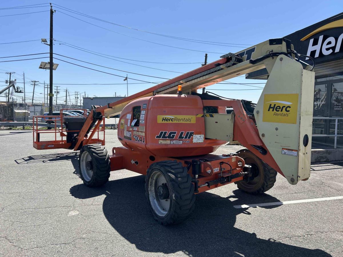 2016 JLG 600AJ