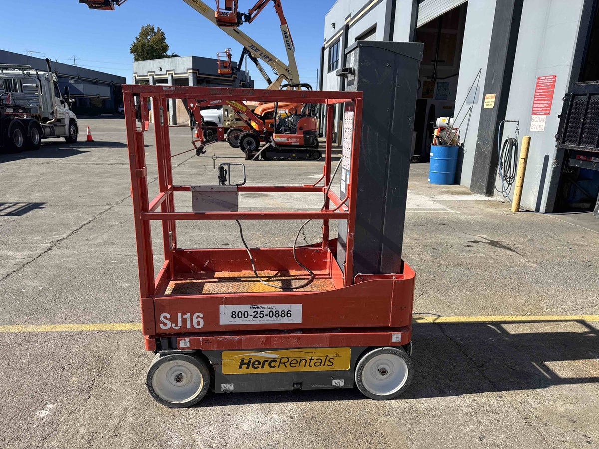 2019 Skyjack SJ16