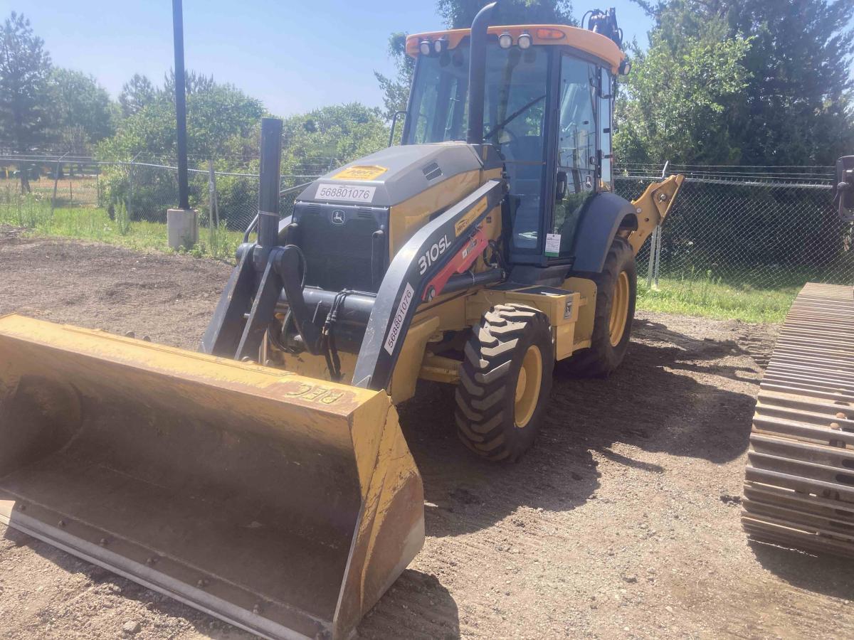 2019 John Deere 310SL