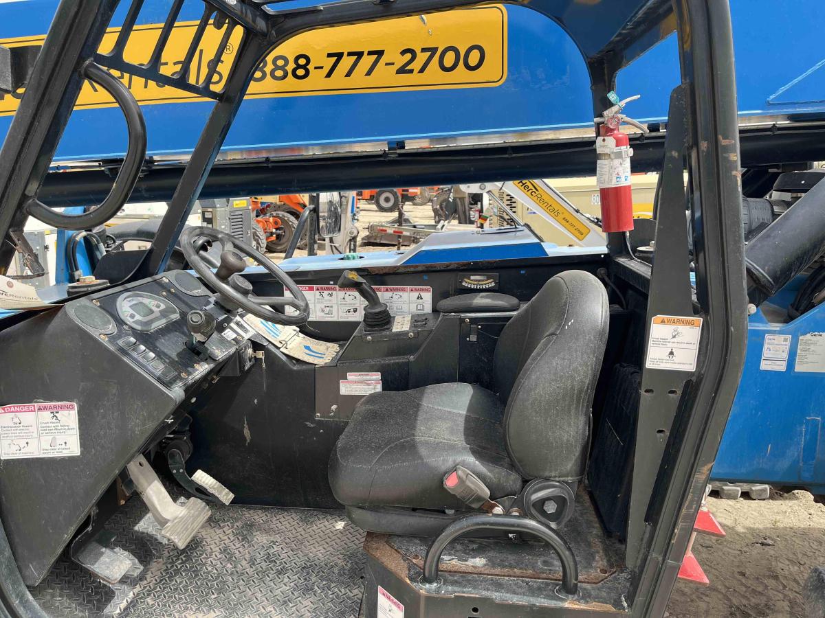 2018 Genie GTH-1056