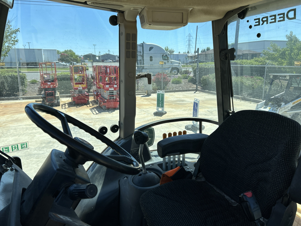 2021 John Deere 210LEP-8