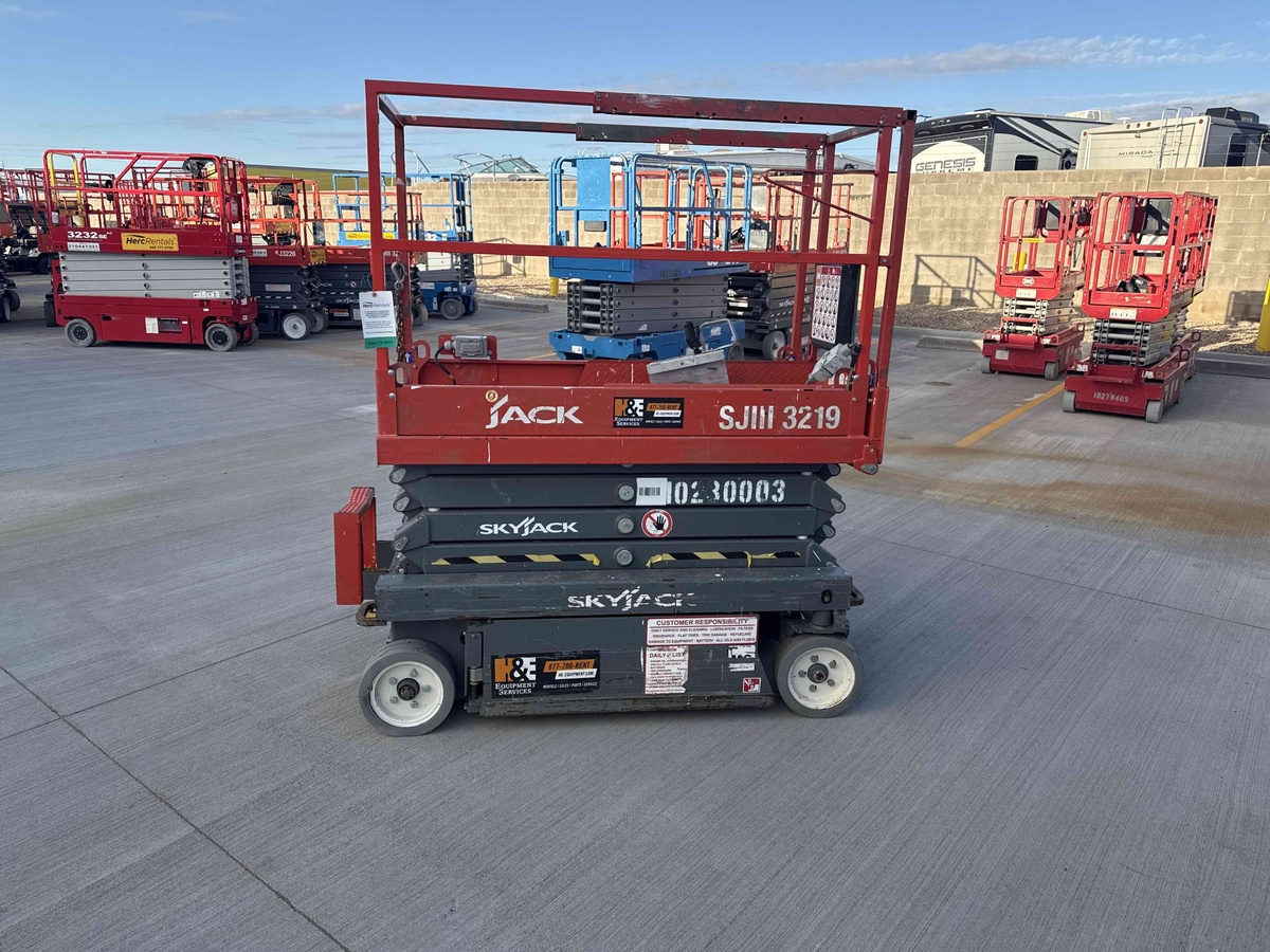 2017 Skyjack SJ3219-3