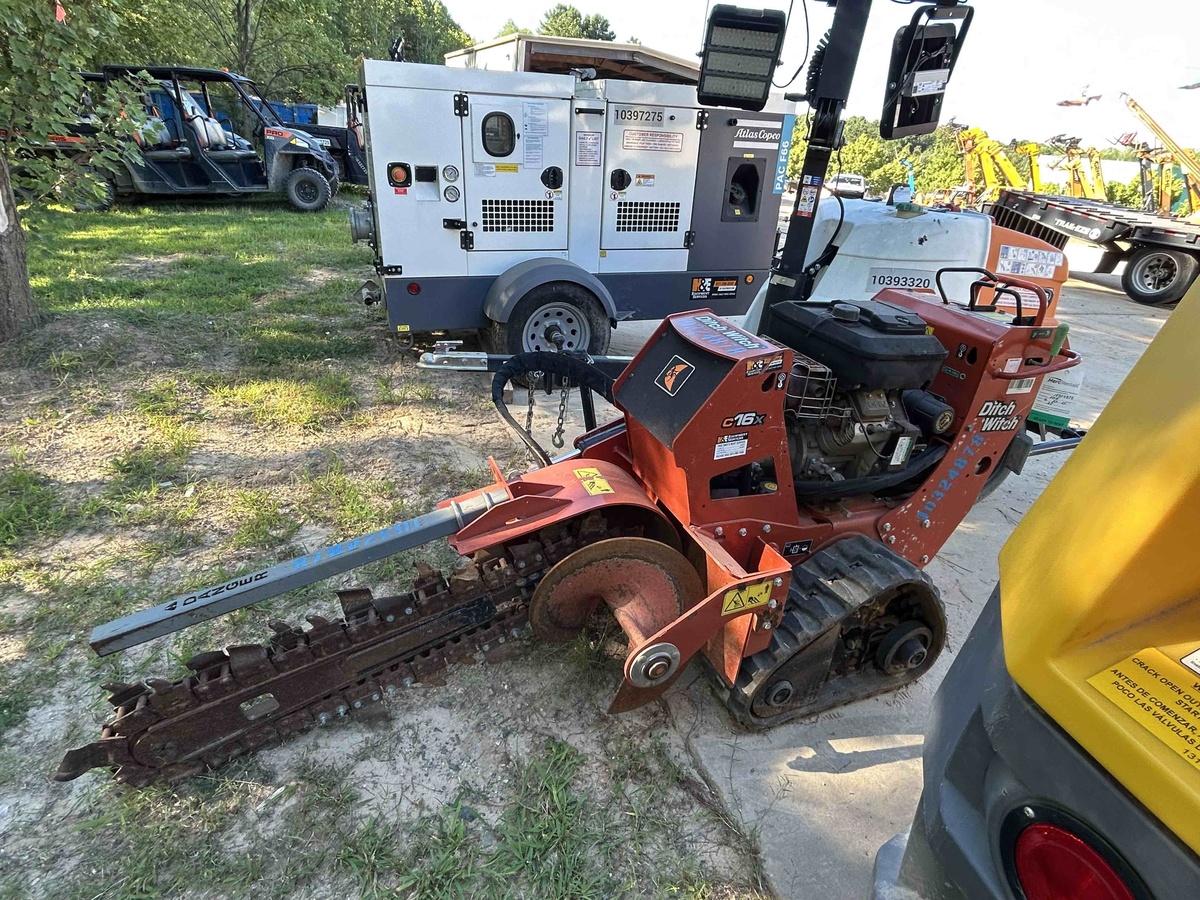 2021 Ditch Witch C16X-12