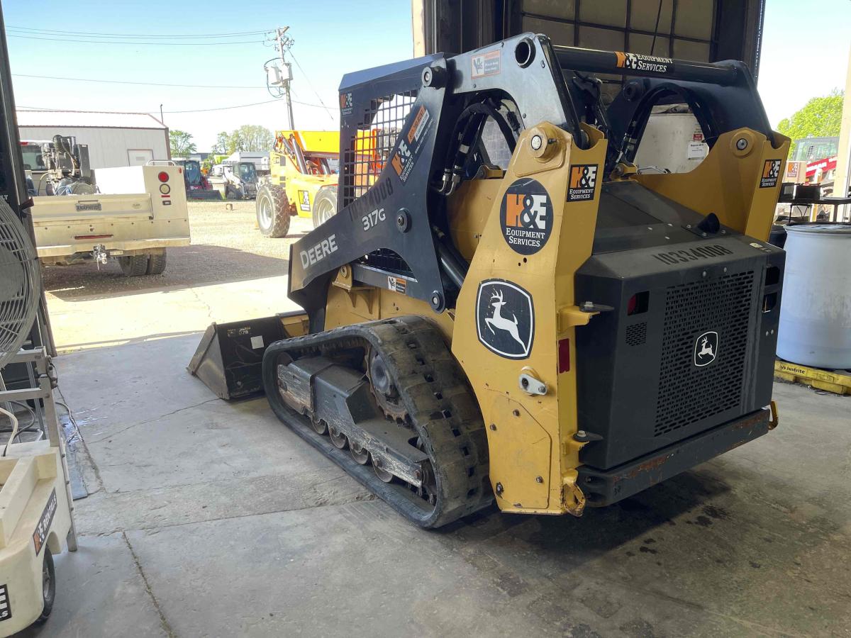 2021 John Deere 317G