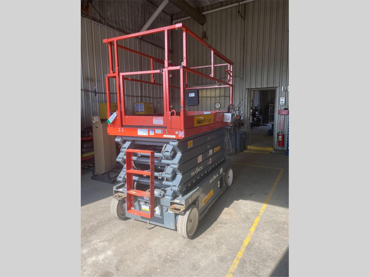 2018 Skyjack SJ4740-2