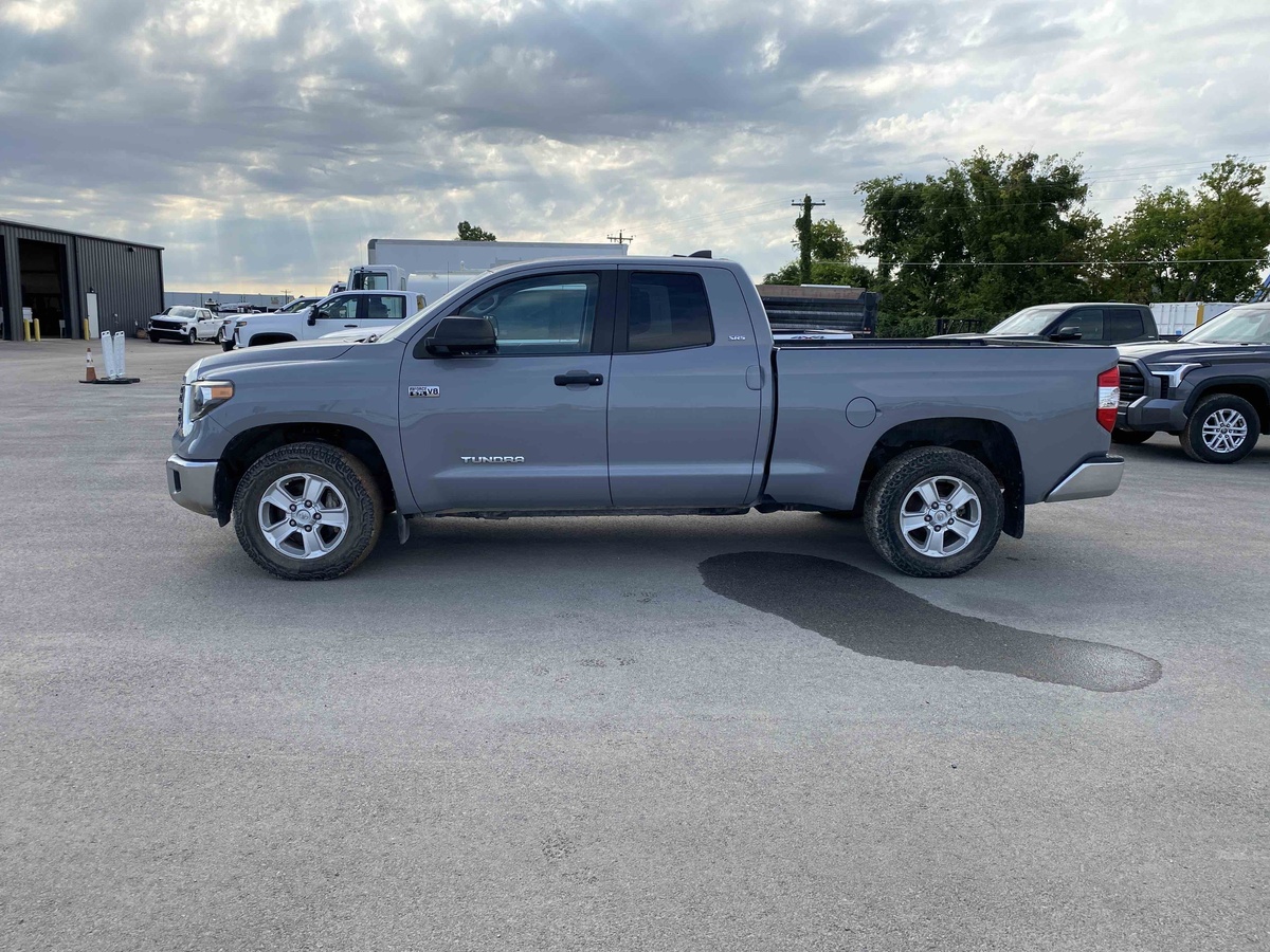2020 Toyota Tundra-1