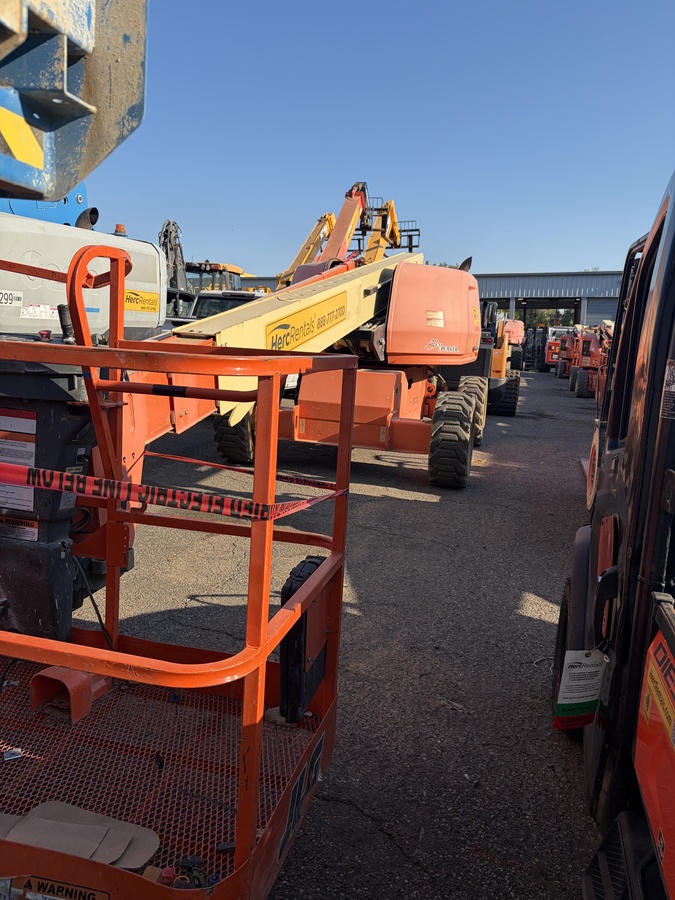 2018 JLG 600S-4