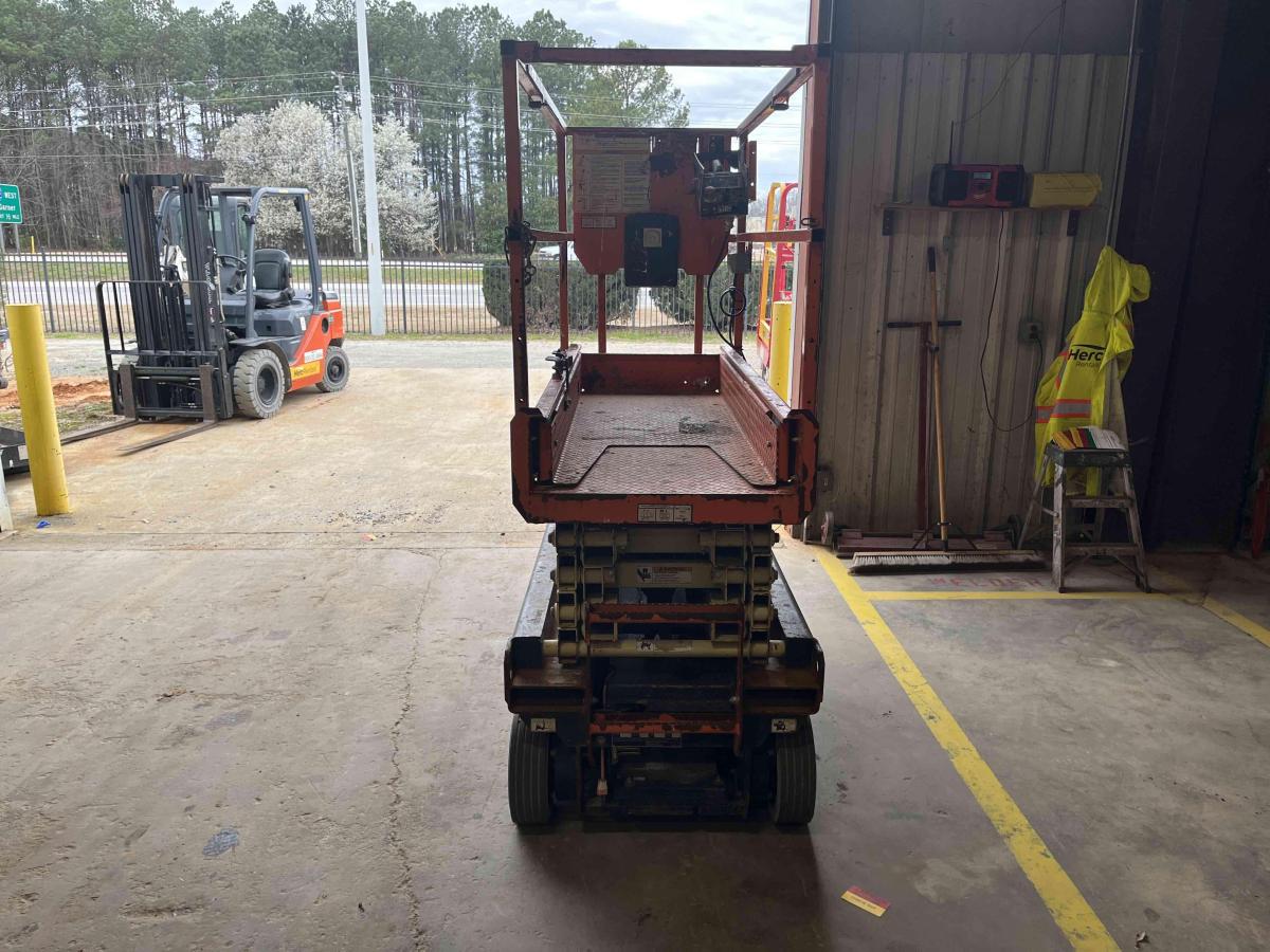 2018 JLG 1932R