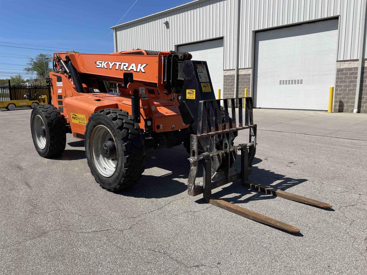 2018 SkyTrak 8042