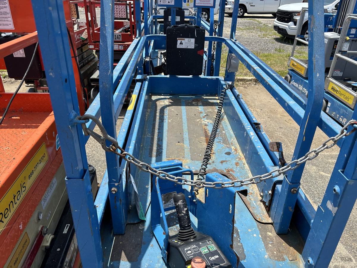 2019 Genie GS-1930-4