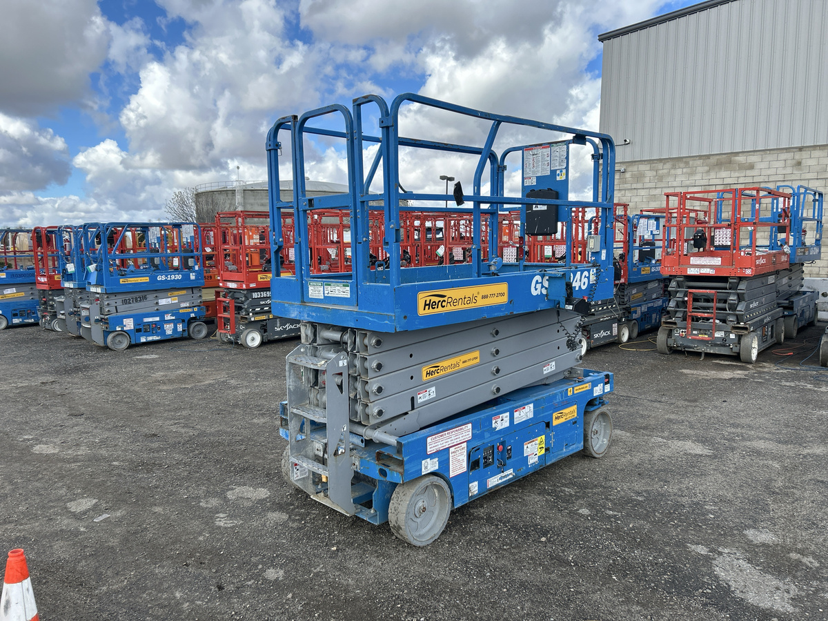 2018 Genie GS-3246-6