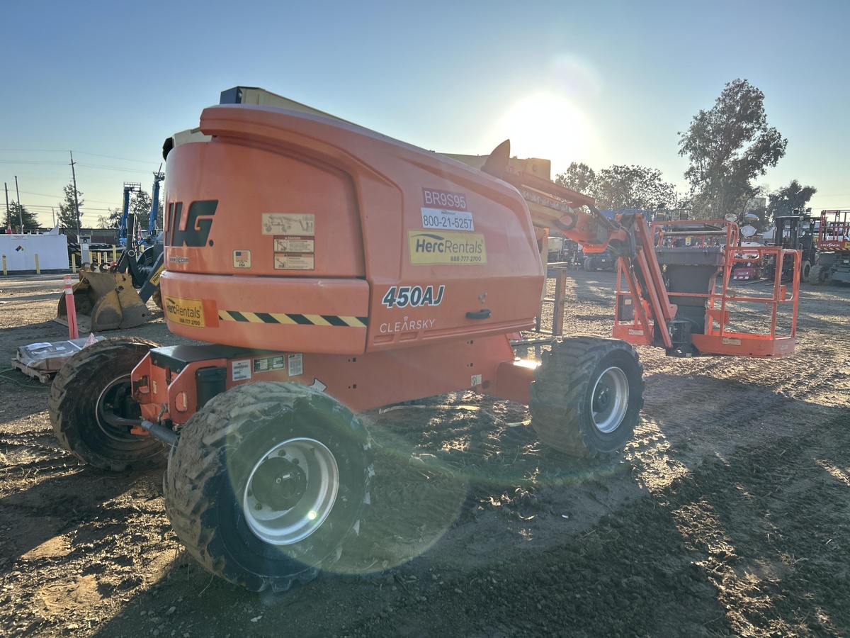 2018 JLG 450AJ-5