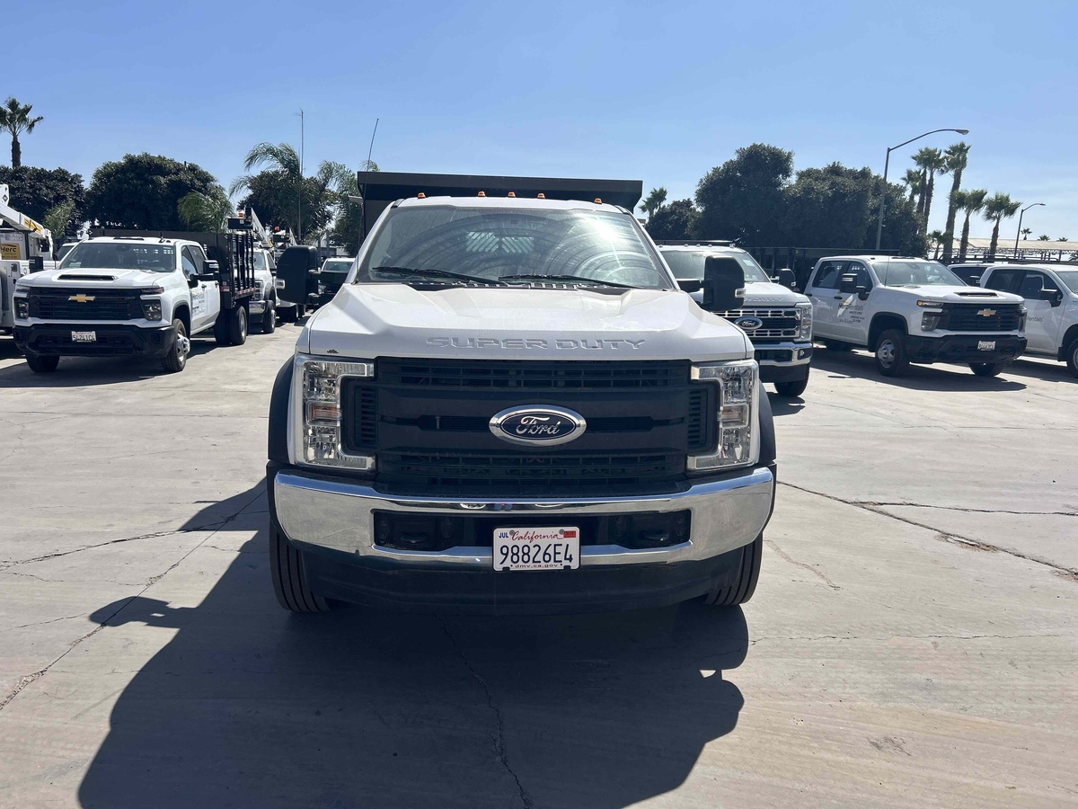 2018 Ford F550-5