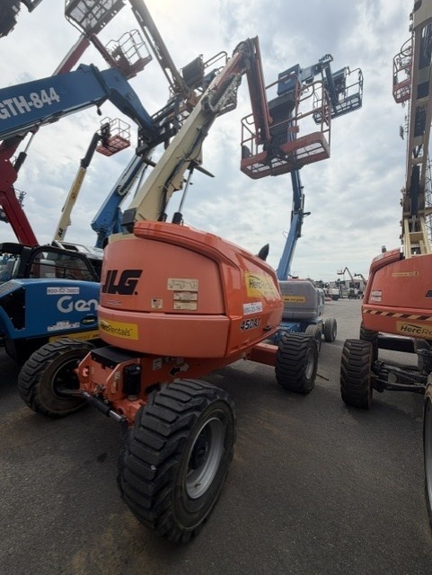 2018 JLG 450AJ-2