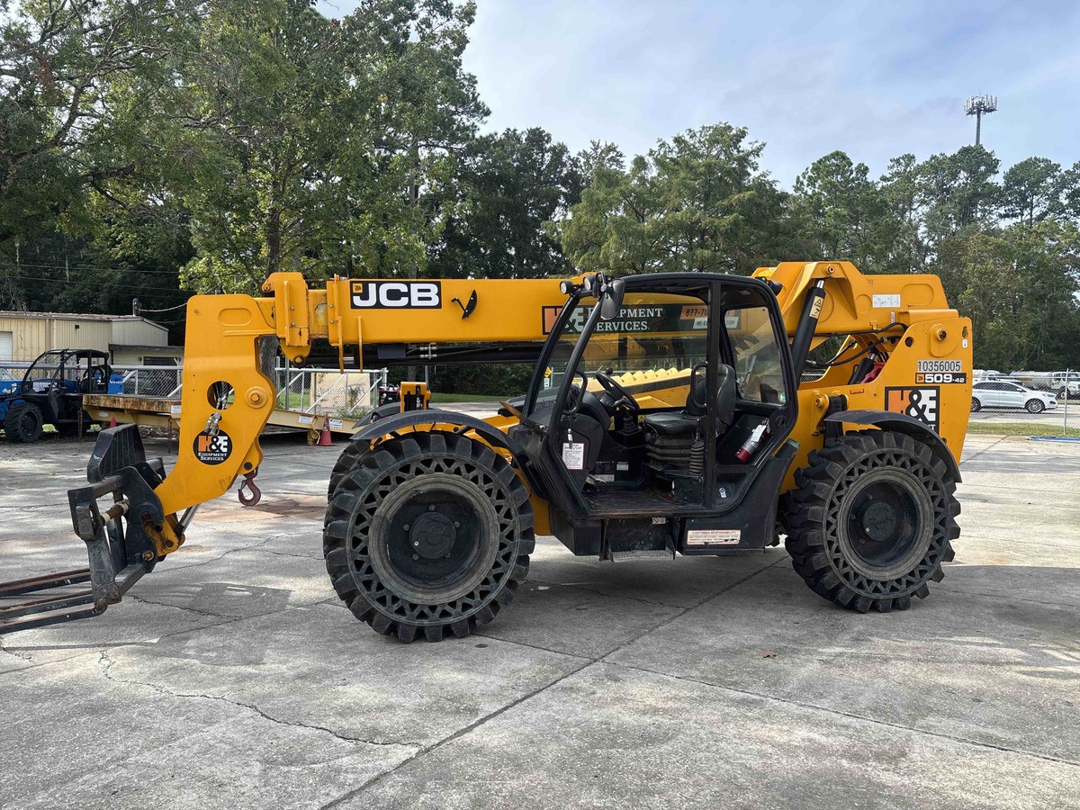 2022 JCB 509-42-1