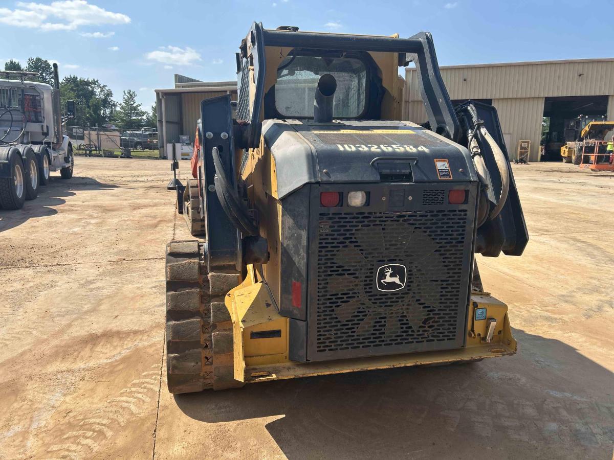 2021 John Deere 331G-3