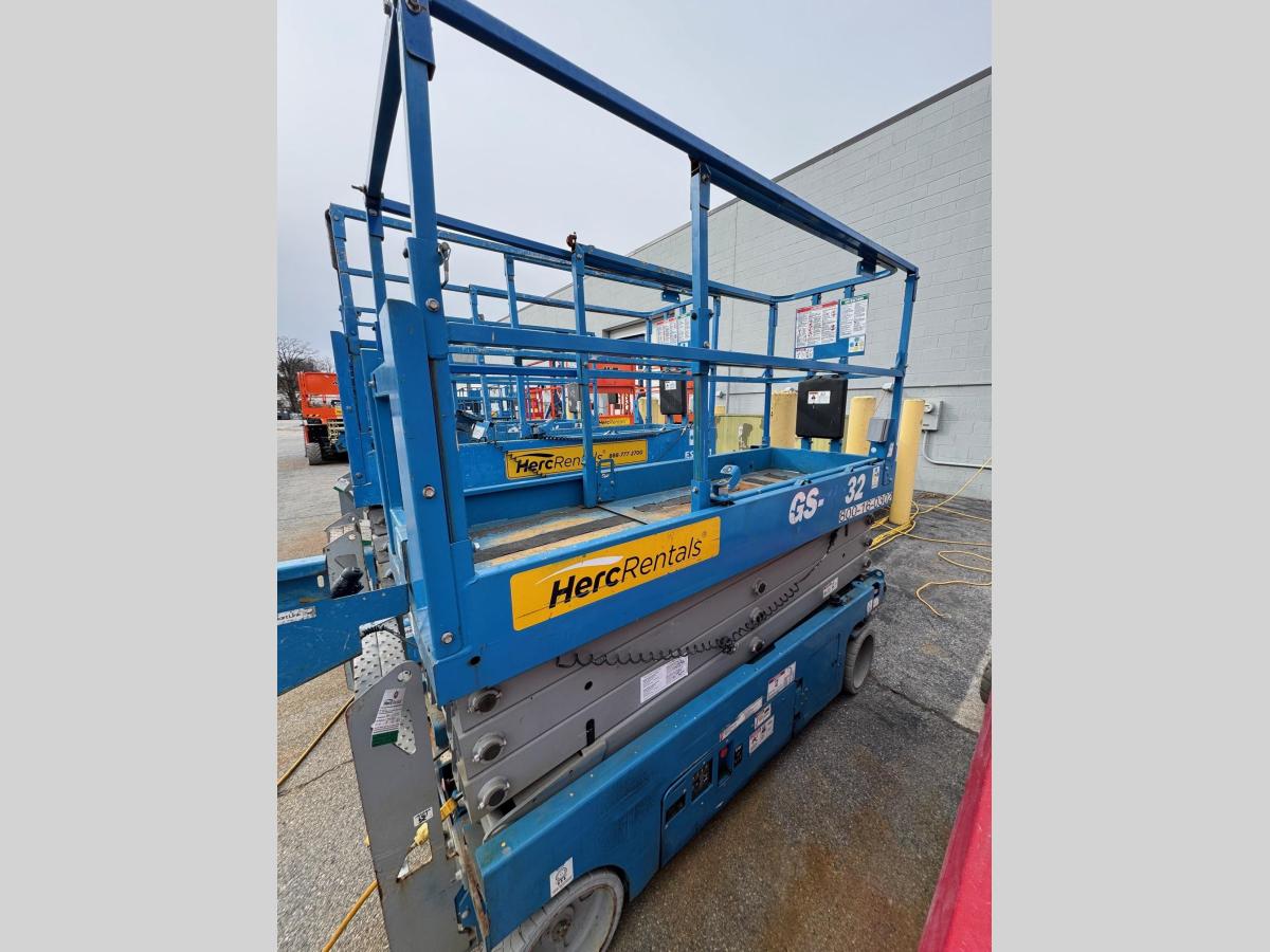 2017 Genie GS-2632