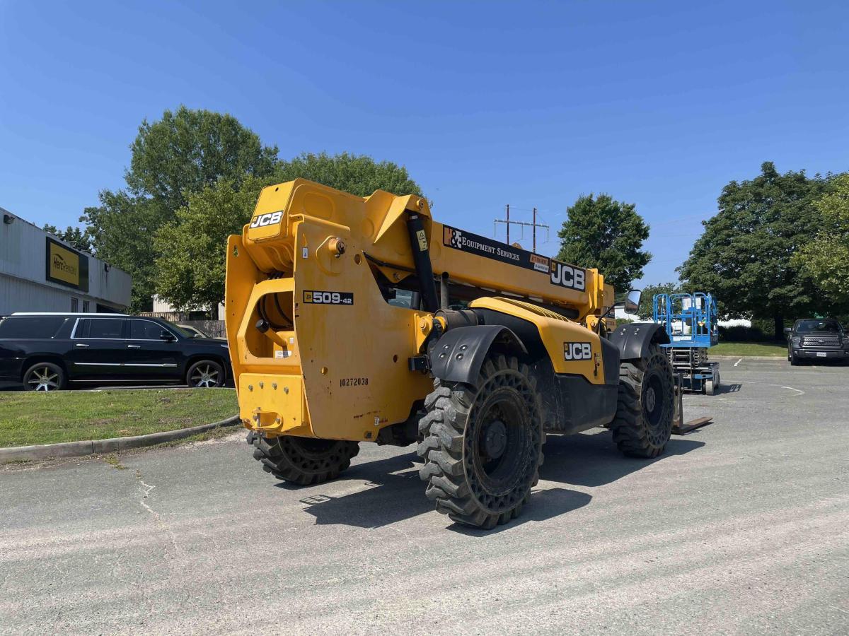 2019 JCB 509-42-4