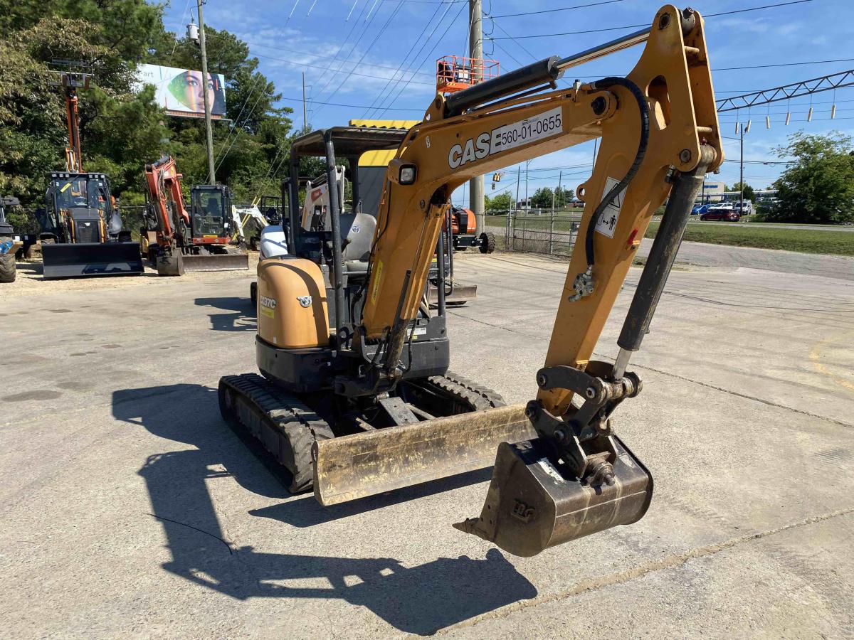 2019 Case CX37C