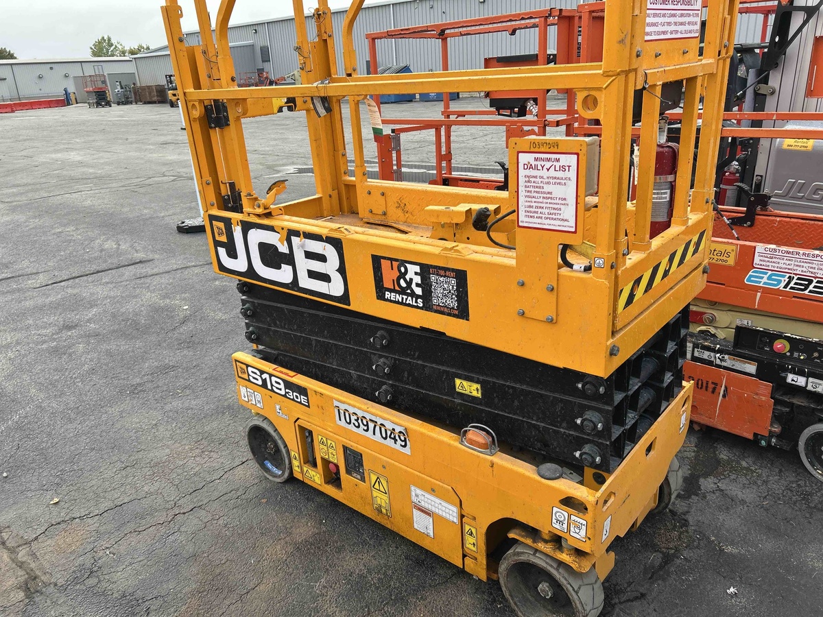 2022 JCB S1930E-3