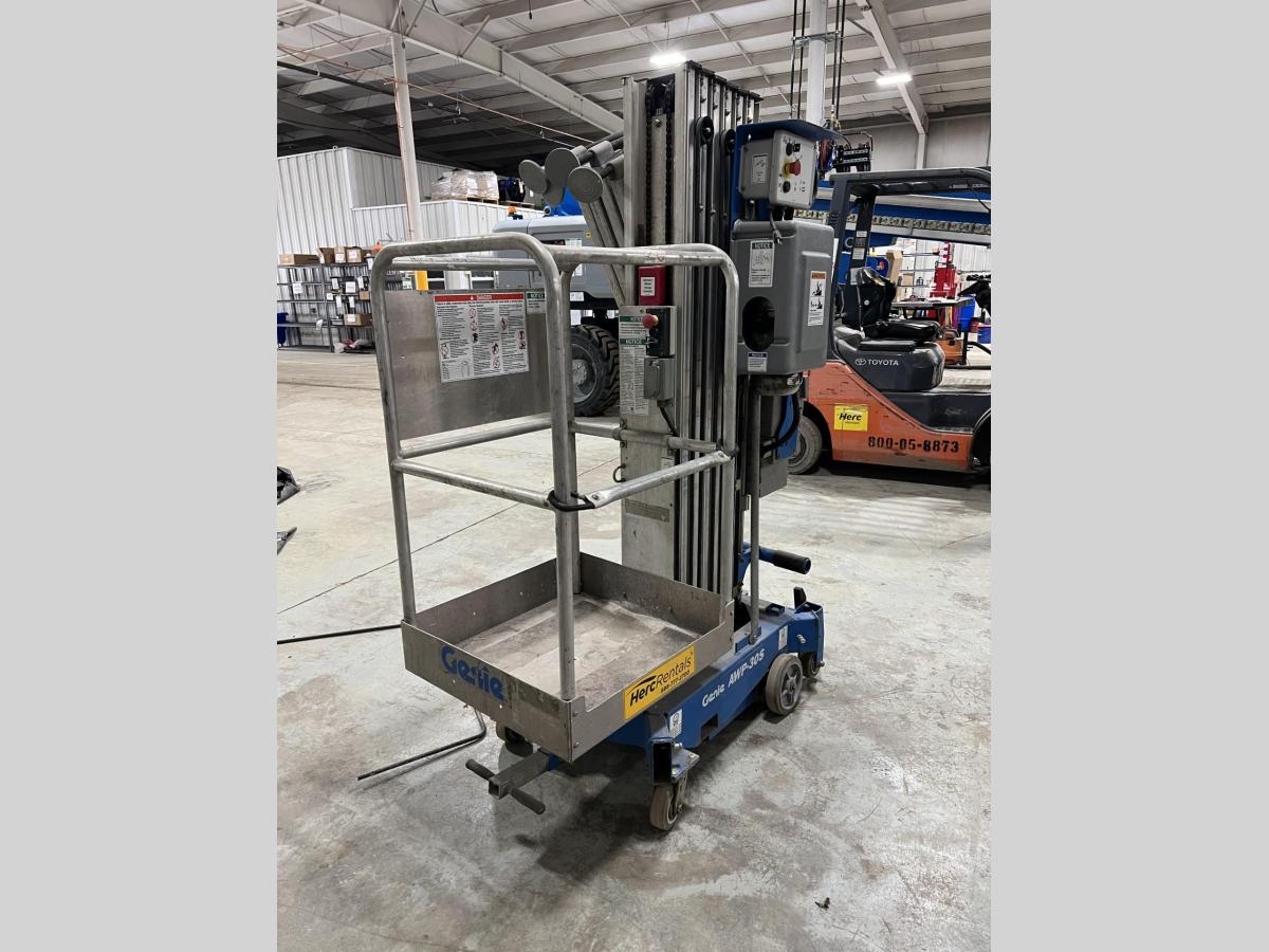 2019 Genie AWP-30S