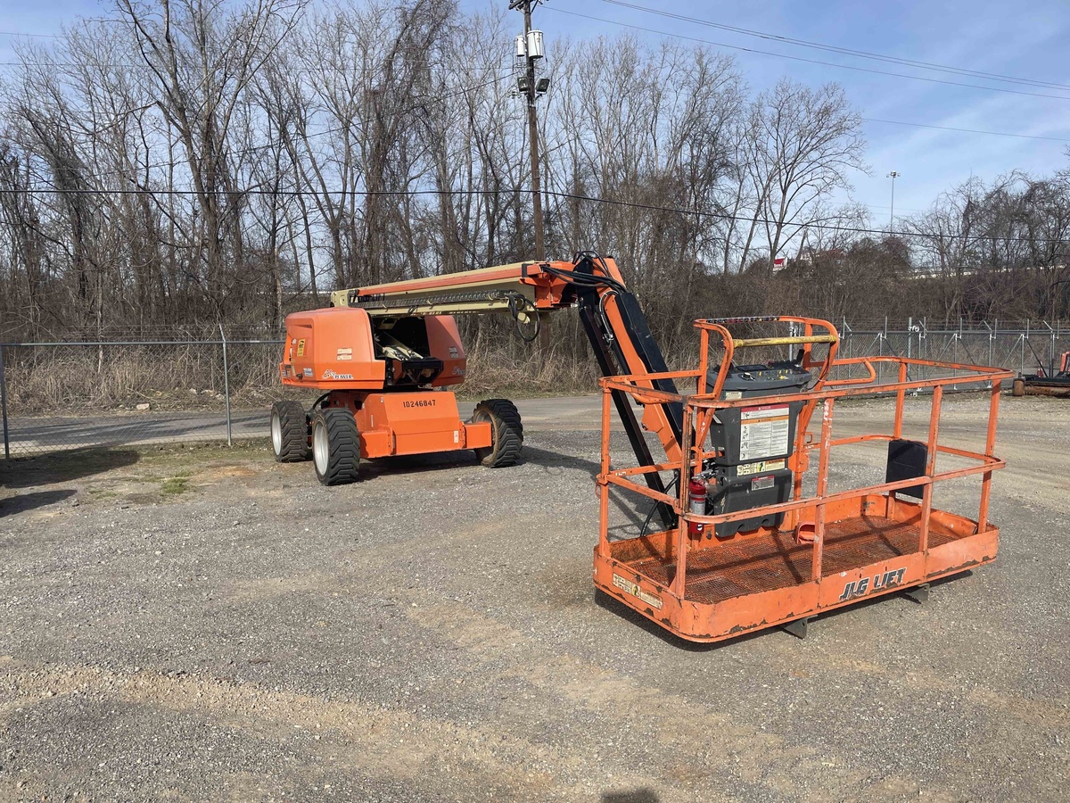 2018 JLG 660SJ-6