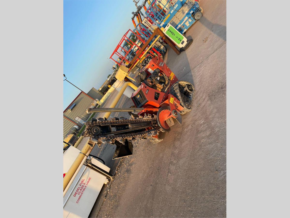 2017 Ditch Witch C24X