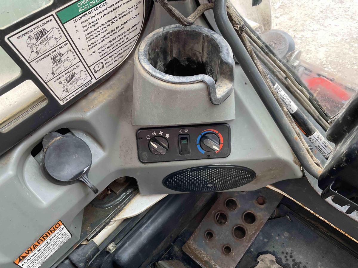 2018 Bobcat T740