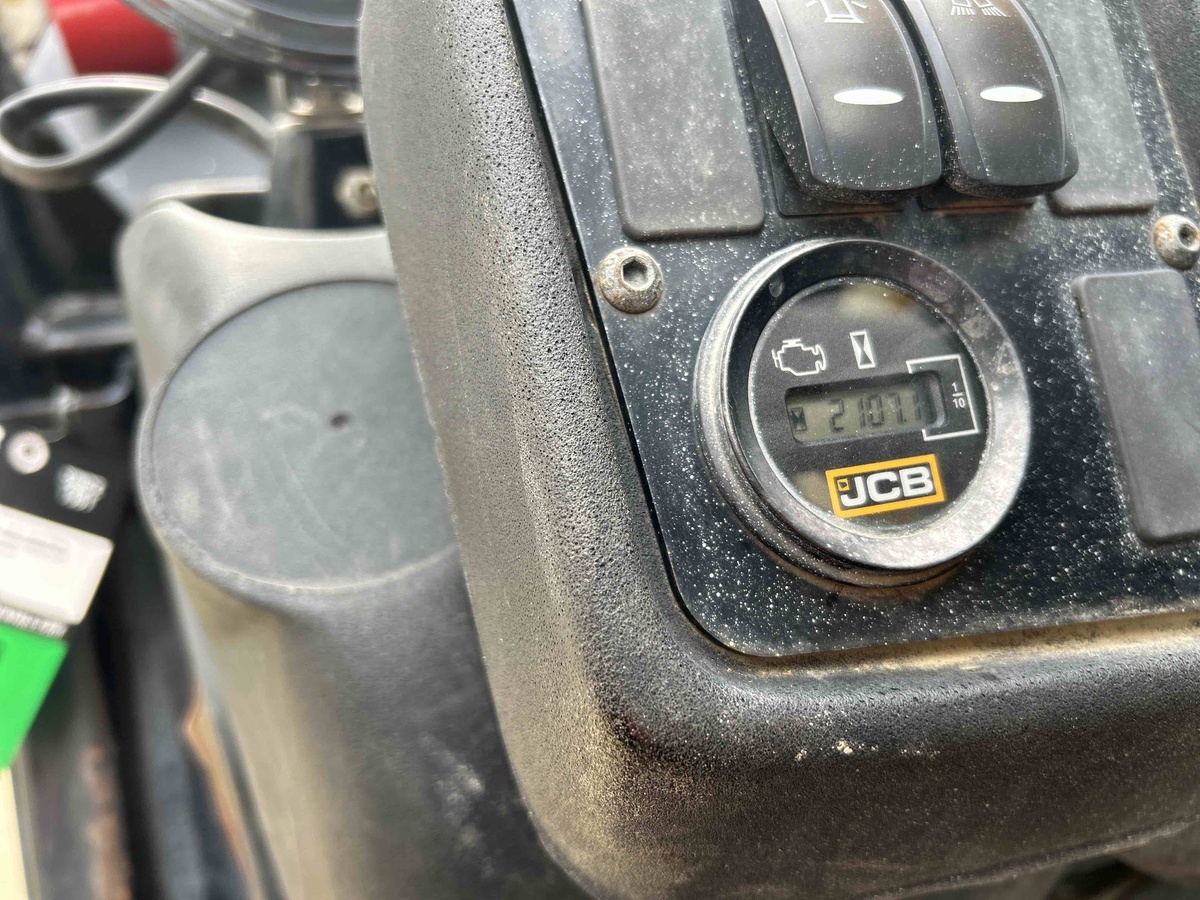 2022 JCB 510-56-4
