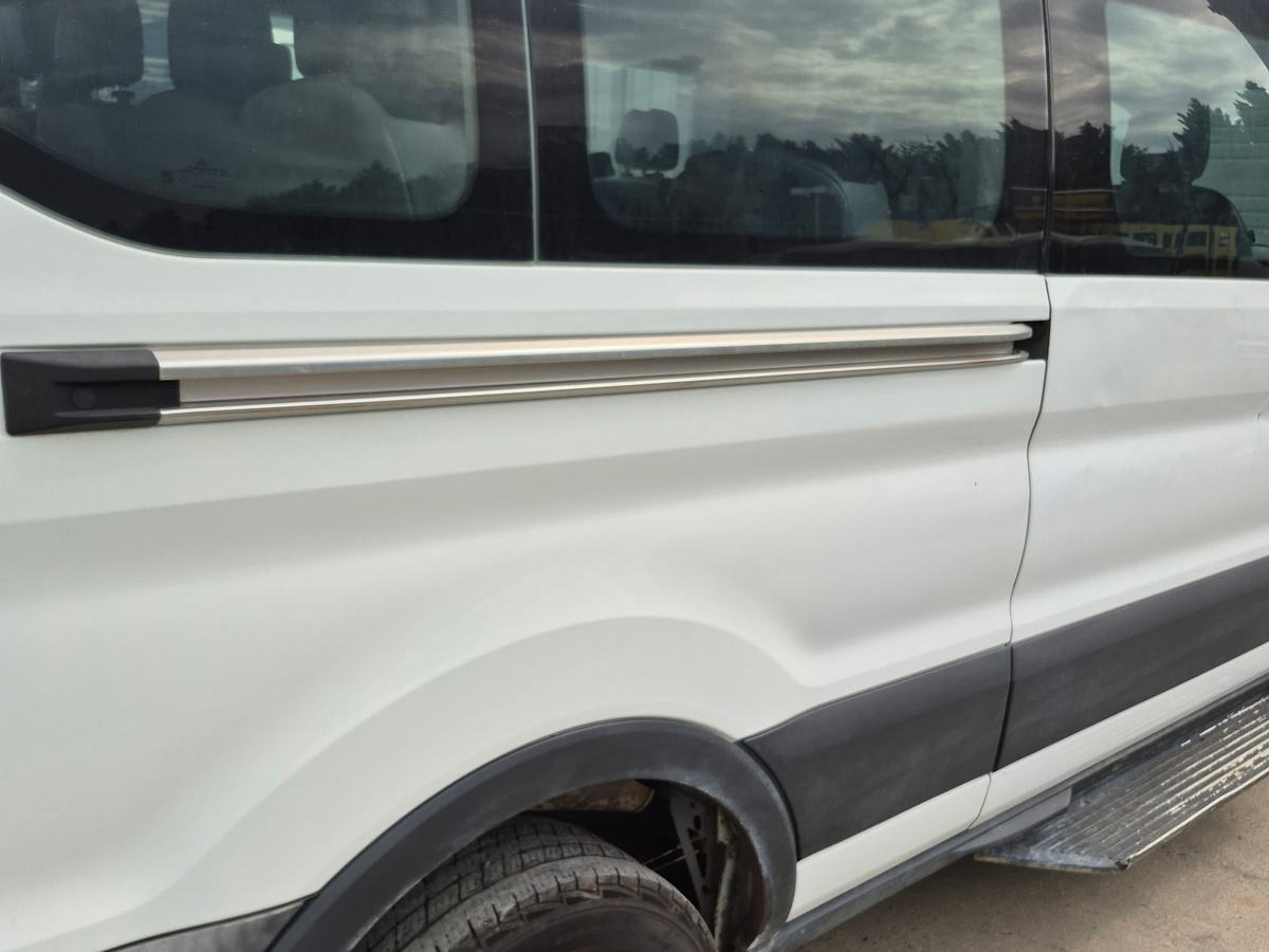 2018 Ford Transit 350-10