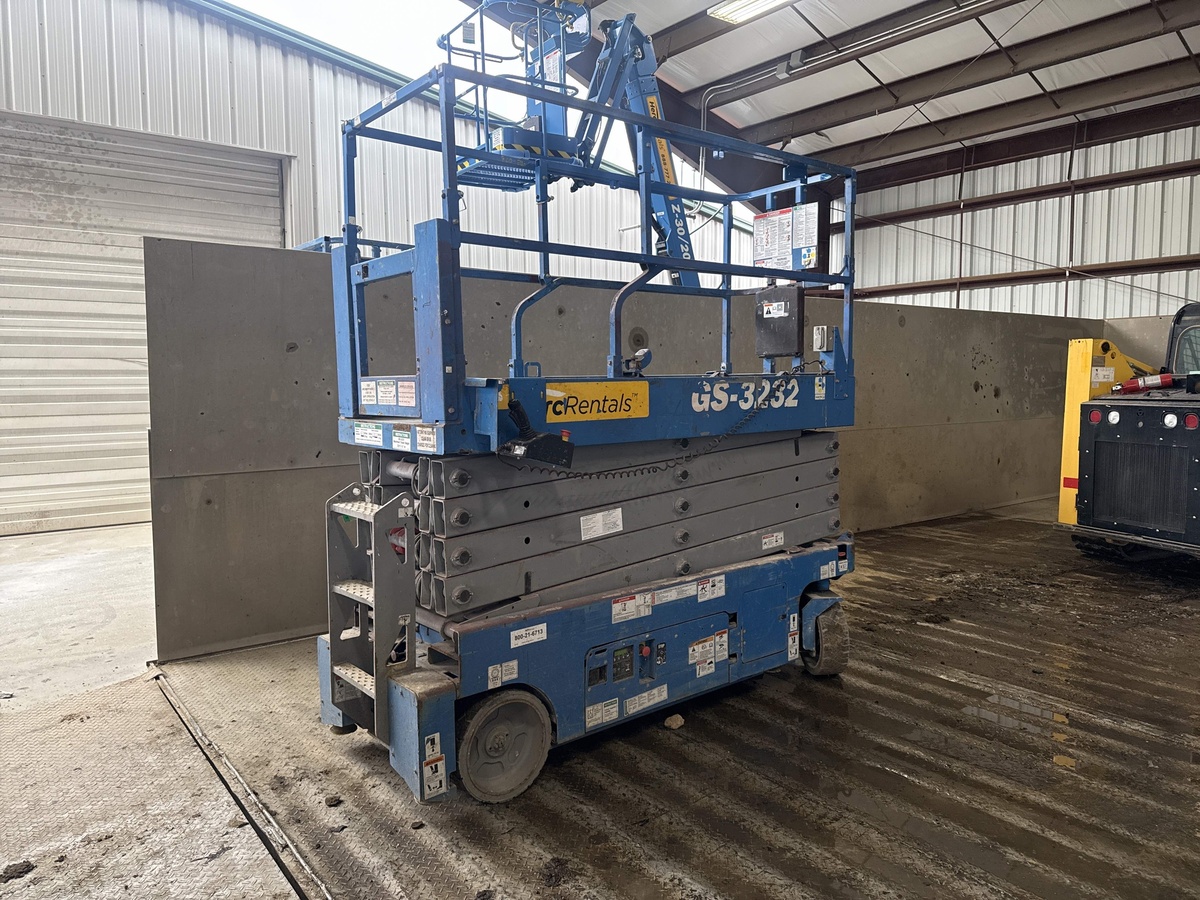2018 Genie GS-3232-4