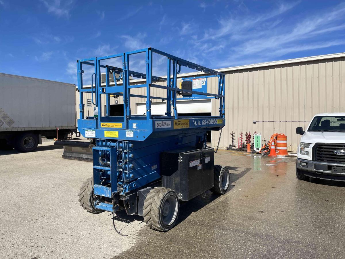 2016 Genie GS-4069 DC