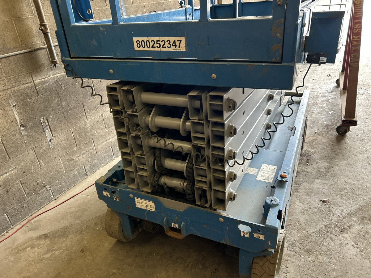 2019 Genie GS-4047-11